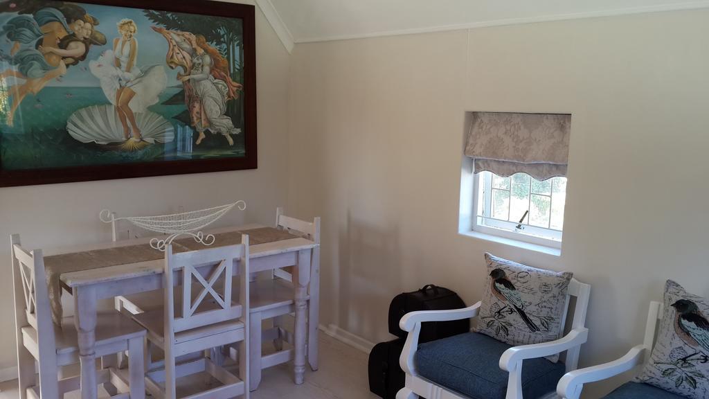 On Broadwalk Cottage Cape Town Room photo