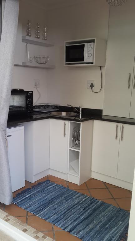 On Broadwalk Cottage Cape Town Room photo